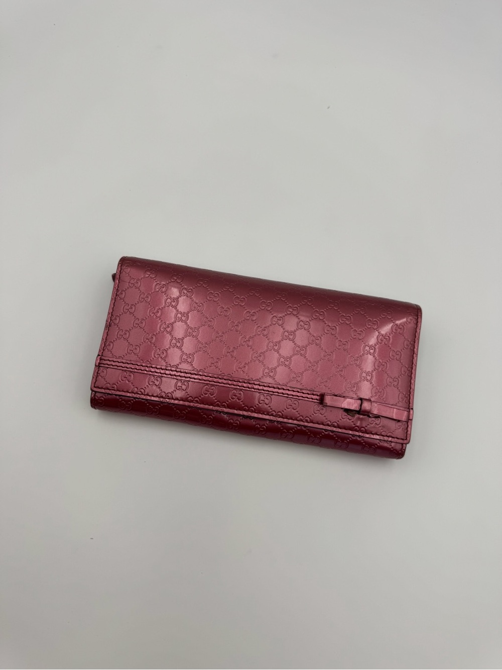 Authentic Gucci Pink Microguccissima Patent Leather Continental Bow Wallet - Picture 2 of 16